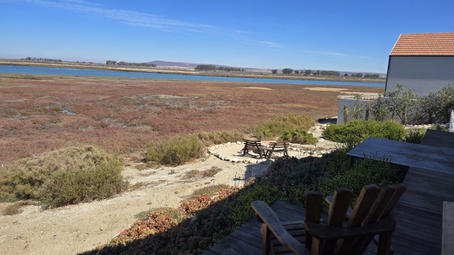 To Let 2 Bedroom Property for Rent in Port Owen Western Cape